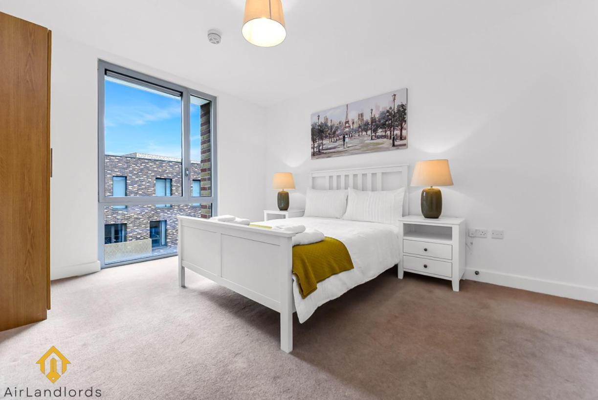 Exclusive 3 Bed 3Bath Penthouse Near Canary Wharf London Ngoại thất bức ảnh